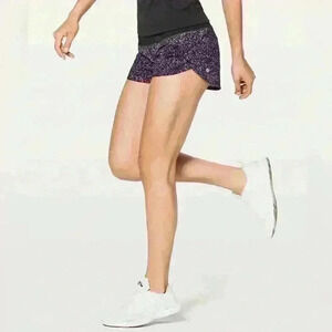 Lululemon Speed Up Short 2.5" sz 4 
Crystalline Multi/Black/excellent condition